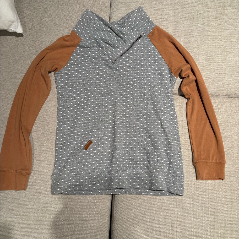 Maurices Gray and White Polka Dot Sweater